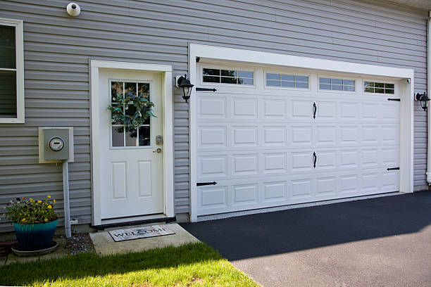 24/7 Emergency Garage Door Roller Replacement experts in Creola, AL